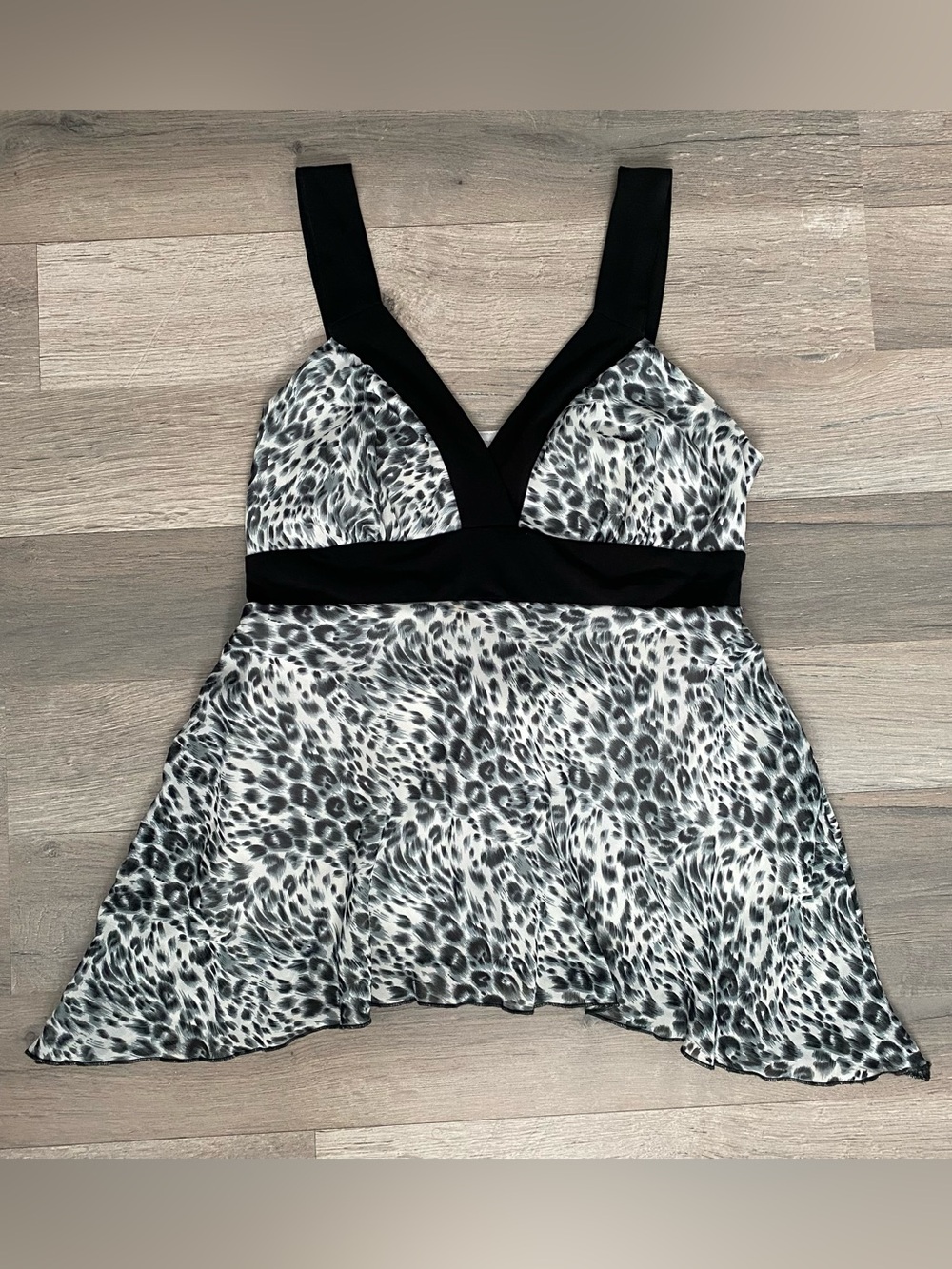 Vintage Y2K No Boundaries Leopard Print Babydoll Tie Back Fairy Top